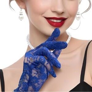 Elegant Blue Lace Gloves